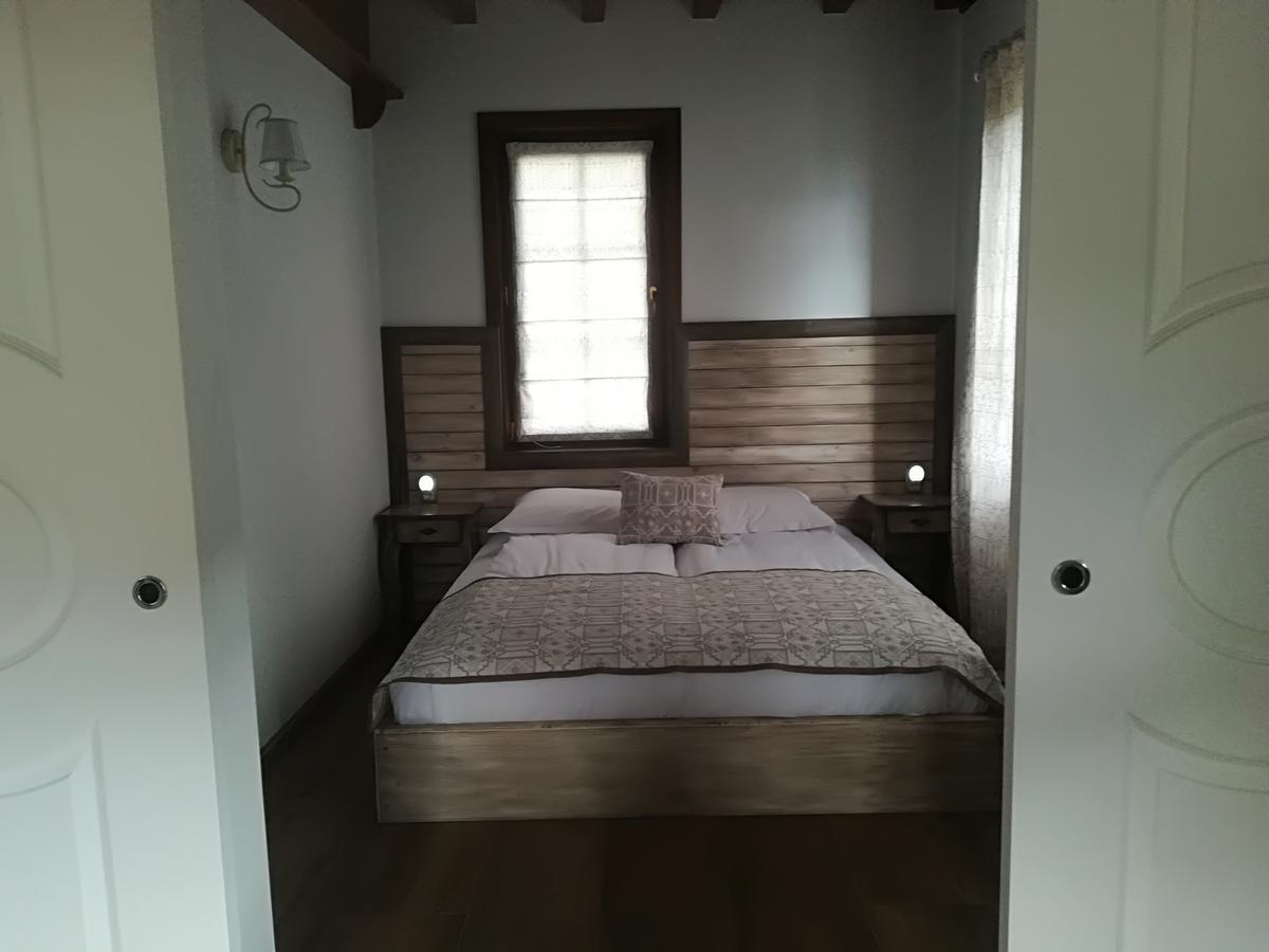 梅尔尼克 Manoleva House酒店 外观 照片